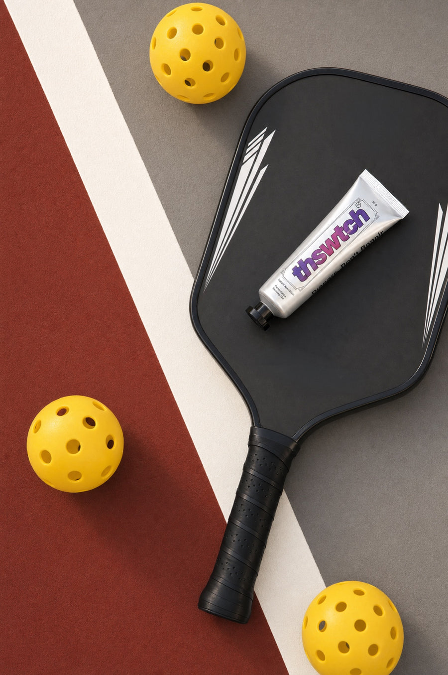 thswtch on a pickleball paddle
